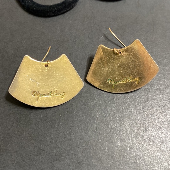 🖤Vtg💕Samuel Huang earrings - Picture 5 of 10